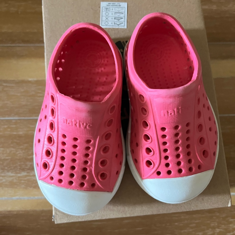 Native Jefferson C4 Hot Pink